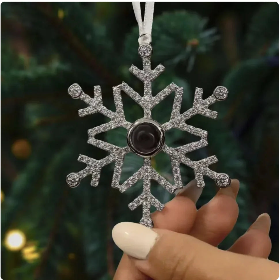 Snowflake Projection Necklace for Christmas & Thanksgiving Gifts